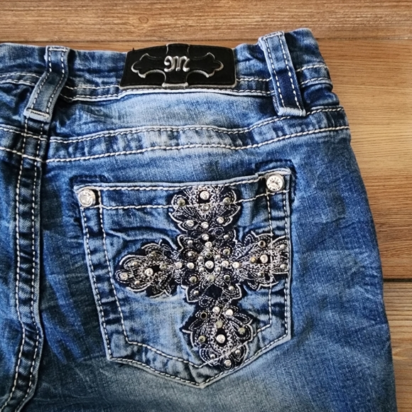 Miss Me Jeans Womens 28 Blue Low-Rise Easy Boot Embellished Denim Cross Y2K - Picture 5 of 14